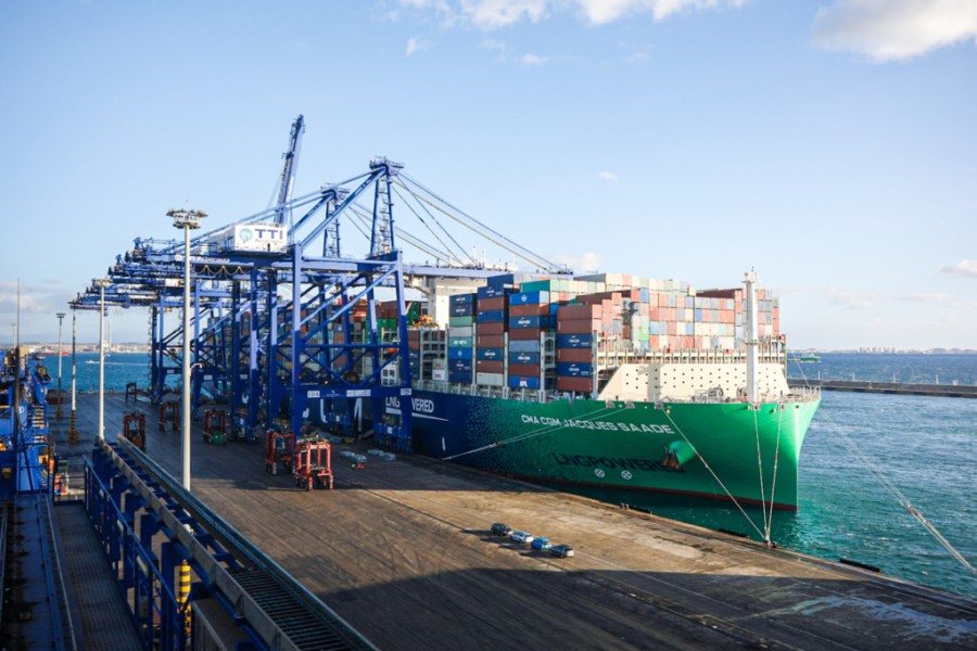 Le Groupe CMA CGM renforce sa position d’opérateur de terminal en Méditerranée et devient actionnaire du terminal TTIA d’Algésiras