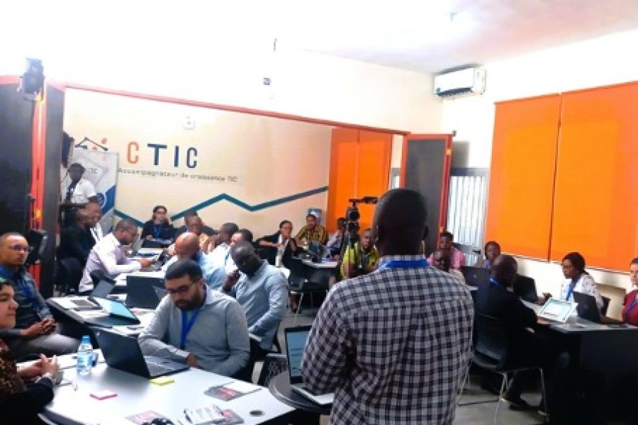 "HUGG Hubs Go GreenTech : Programme de renforcement des capacités pour des incubateurs africains dédiés à l’innovation verte"